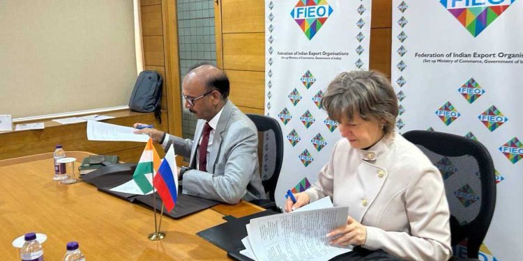 روسيا والهند توقعان مذكرة لتعزيز التعاون الصناعي