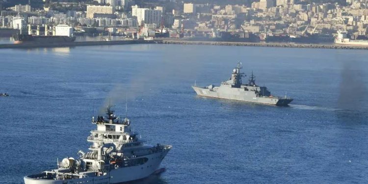 تعاون عسكري…سفينة روسية ترسو في ميناء الجزائر