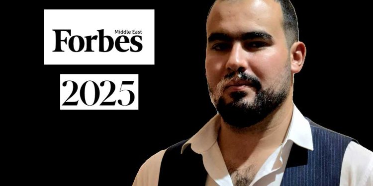 من هو الجزائري في قائمة فوربس 2025 ؟