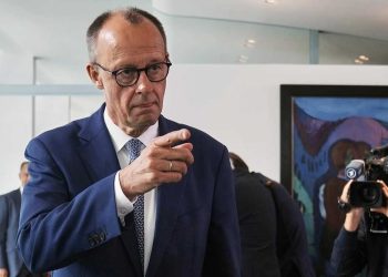 ميرتس…ألمانيا تخفض أعداد طالبي اللجوء بنسبة 50% وتشدّد سياسات الهجرة