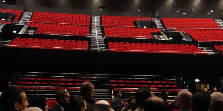 وزيرة الثقافة تُعلن موعد عرض “أحمد باي”