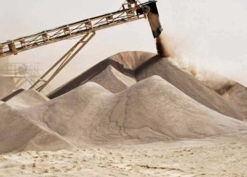 الجزائر و البنك الدولي يناقشان تطوير قطاع الفوسفات وإنتاج الأسمدة