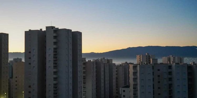 اطلاق مشروع 20 ألف وحدة سكنية…بلعريبي يضع حجر الأساس لقطب حضري جديد