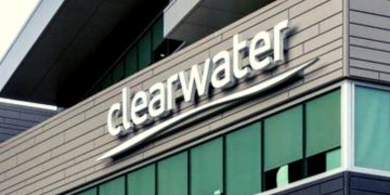 تحالف استثماري يستحوذ على “كليرووتر أناليتكس” مقابل 8.4 مليار دولار