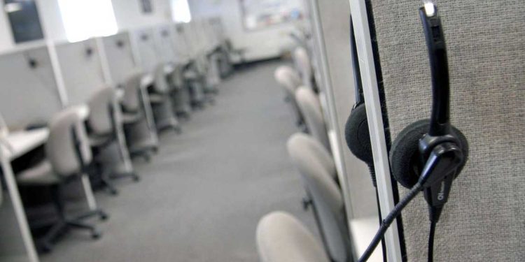 مراكز الاتصال…استراتيجية لتحقيق 1.2 مليار دولار و300,000 وظيفة بحلول 2029