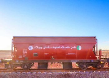 موعد وصول أول شحنة من حديد غار جبيلات إلى وهران