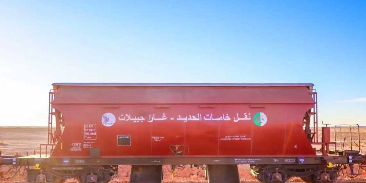 موعد وصول أول شحنة من حديد غار جبيلات إلى وهران