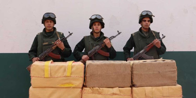 الحدود مع المغرب…إجباط إدخال أزيد من 3 قناطير من الكيف المعالج