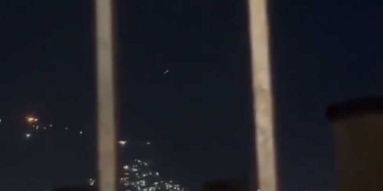 العاصمة الفنزويلية…أصوات إطلاق نار جديد بالقرب من القصر الرئاسي