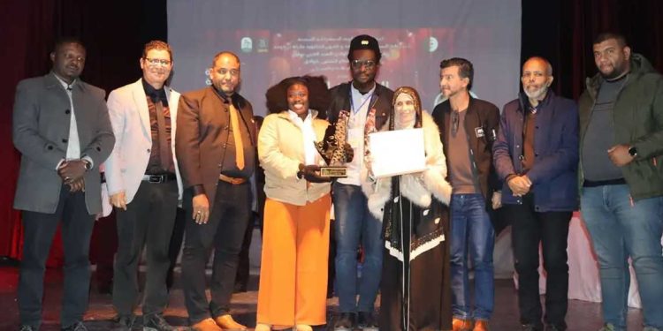 المهرجان الدولي للمونودراما النسائي …”في المختبر” يتوج بأفضل عرض