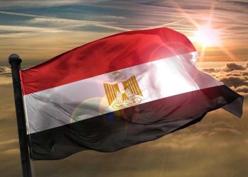 مصر توقع اتفاقيات للطاقة المتجددة باستثمارات 1.8 مليار دولار