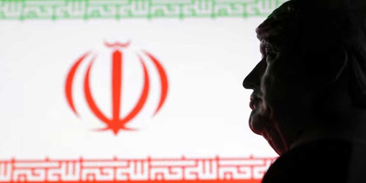 ترامب… أسطول حربي أمريكي يتجه نحو الشرق الأوسط