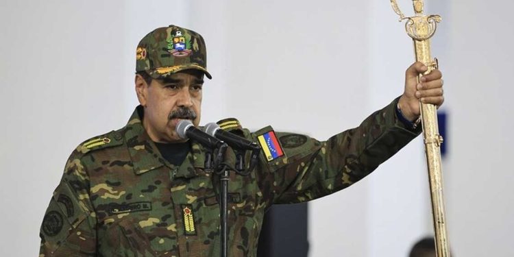 تصعيد خطير في فنزويلا وأنباء عن اعتقال مادورو