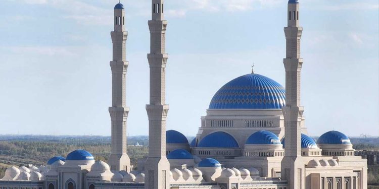 تطبيق إمام AI…كيف سيعيد الذكاء الاصطناعي تشكيل الخطاب الديني ؟