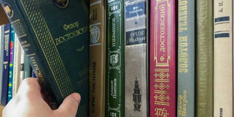 جامعة تنقل الأدب الروسي إلى العالم العربي