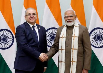 الجزائر تؤكد من نيودلهي التزامها بتعزيز الشراكة العربية-الهندية