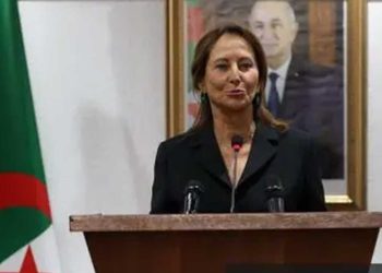 سيغولان رويال في الجزائر…هجوم الإعلام الفرنسي المتطرف يكشف انقسامات عميقة حول الذاكرة الاستعمارية