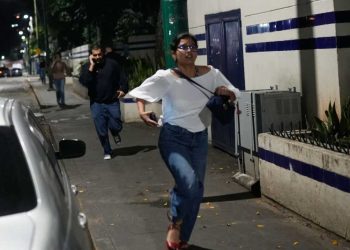 فنزويلا…انفجارات غامضة تهز كاراكاس وتثير القلق