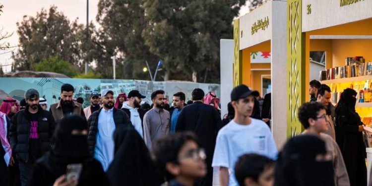 مهرجان الكتّاب السعودي..حضور 370 ألف زائر