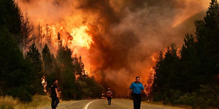 هل أحرق سياح إسرائيليون غابات باتاغونيا في الأرجنتين ؟