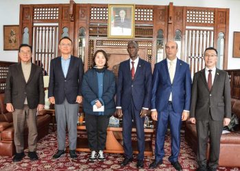 وفد كوري في الجزائر لتعزيز التعاون