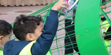 إطلاق مبادرة نموذجية لفرز واسترجاع القارورات البلاستيكية