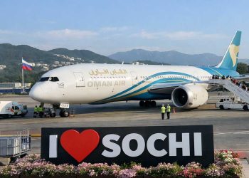 الطيران العُماني يطلق أولى رحلاته المباشرة إلى سوتشي الروسية