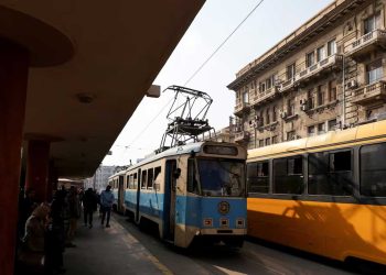 ترام الإسكندرية على مفترق الطرق بين التراث والتحديث