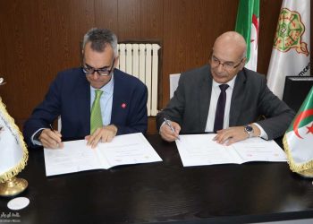 جامعة تلمسان توقع اتفاقية تعاون مع معهد سيرفانتس