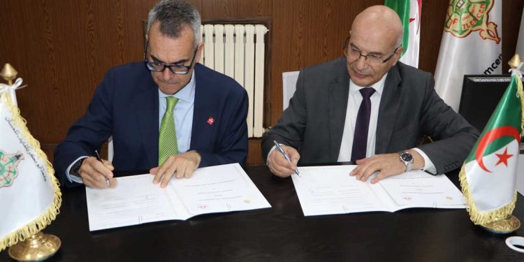 جامعة تلمسان توقع اتفاقية تعاون مع معهد سيرفانتس