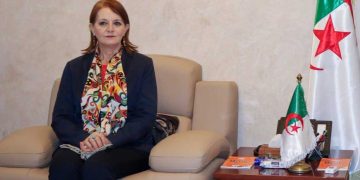 بجاية…وزيرة السياحة تتفقد مشاريع استثمارية