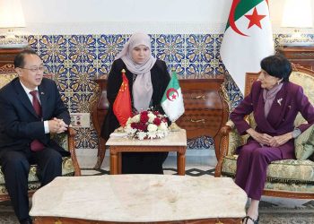 رئيسة المحكمة الدستورية تستقبل سفير الصين