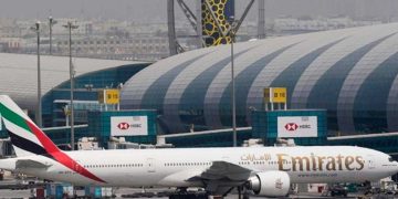 إغلاق مطار دبي الدولي وآل مكتوم